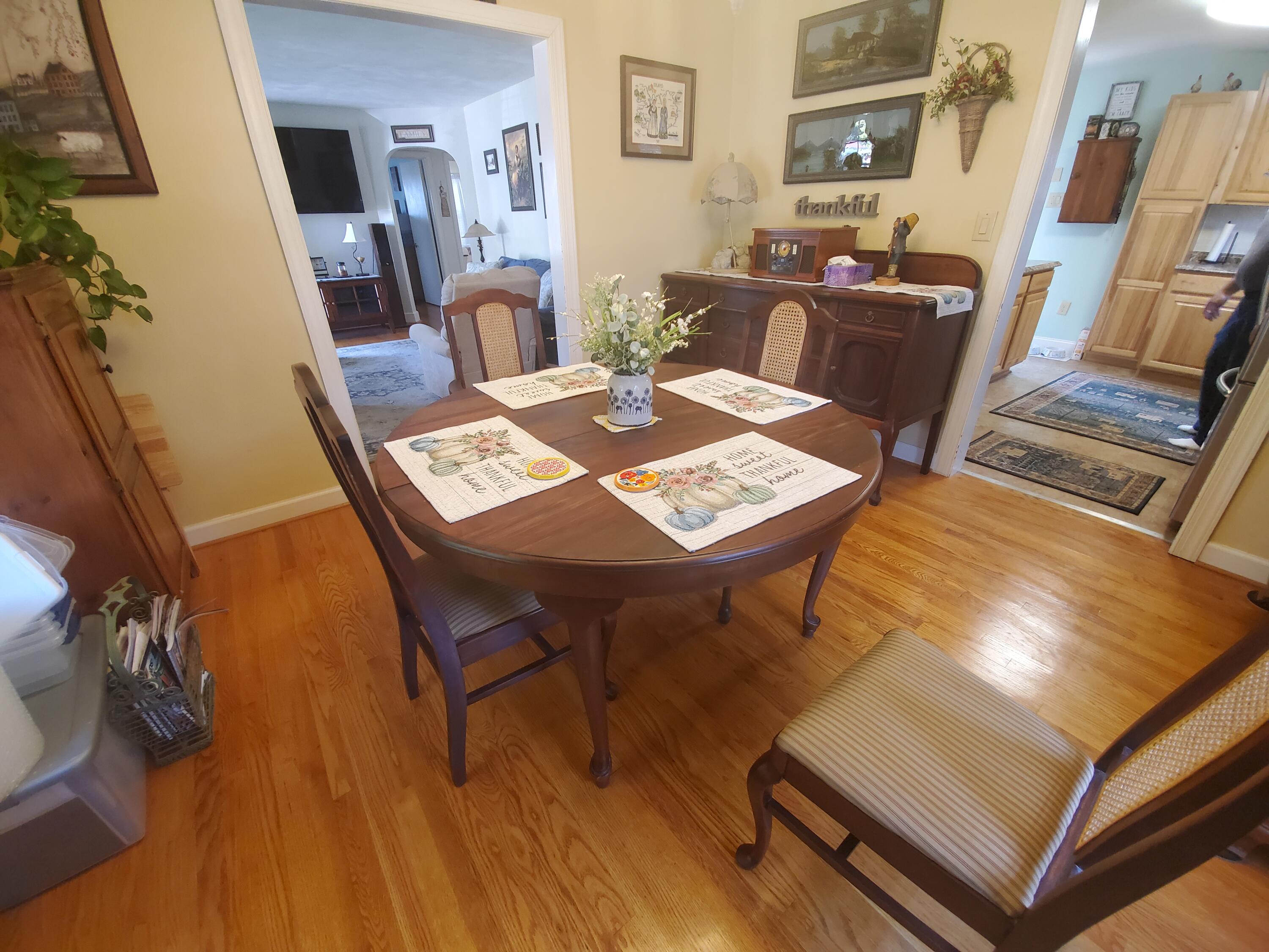5138 Hazelridge Road Northwest Roanoke, VA 24012 - Photo 11 of 22 Dining Room