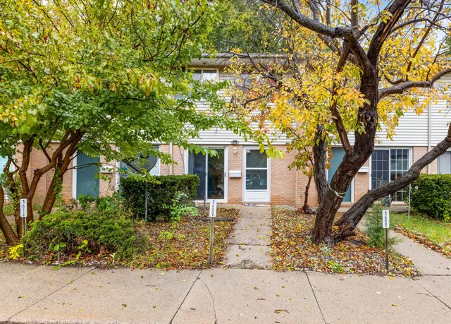 $110,000 | 3609 Kenbrooke Court, Kalamazoo, MI 49006