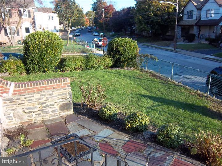 4000 Redden Road Drexel Hill, PA 19026 - Photo 5 of 25 Front Yard