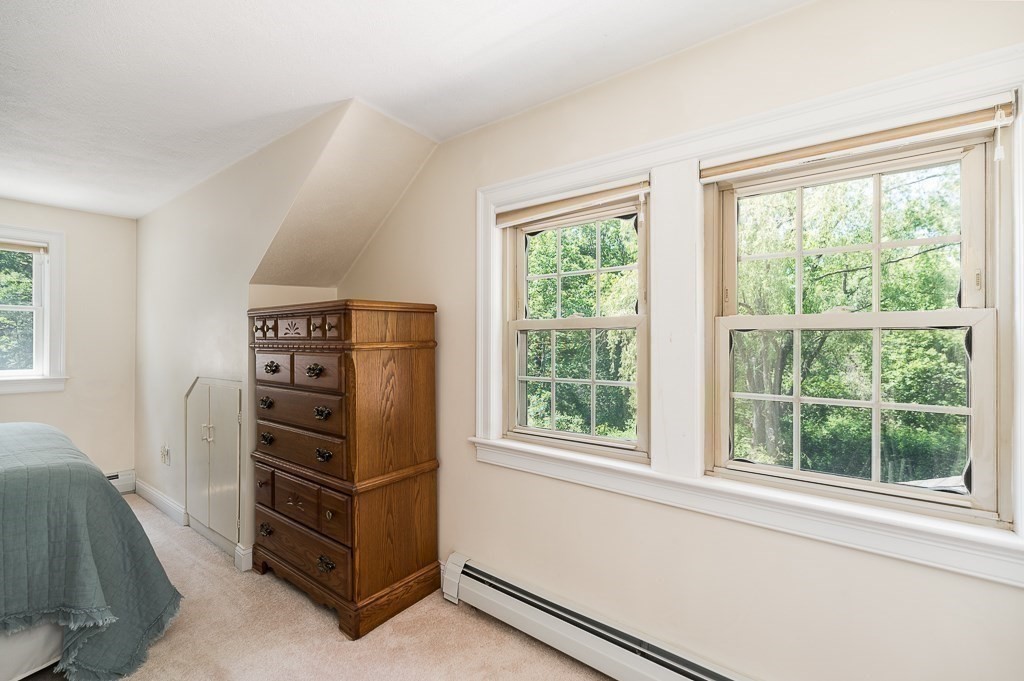 20 R Edgemoor Road Gloucester, MA 01930 - Photo 31 of 33 a view of room with window and cabinet
