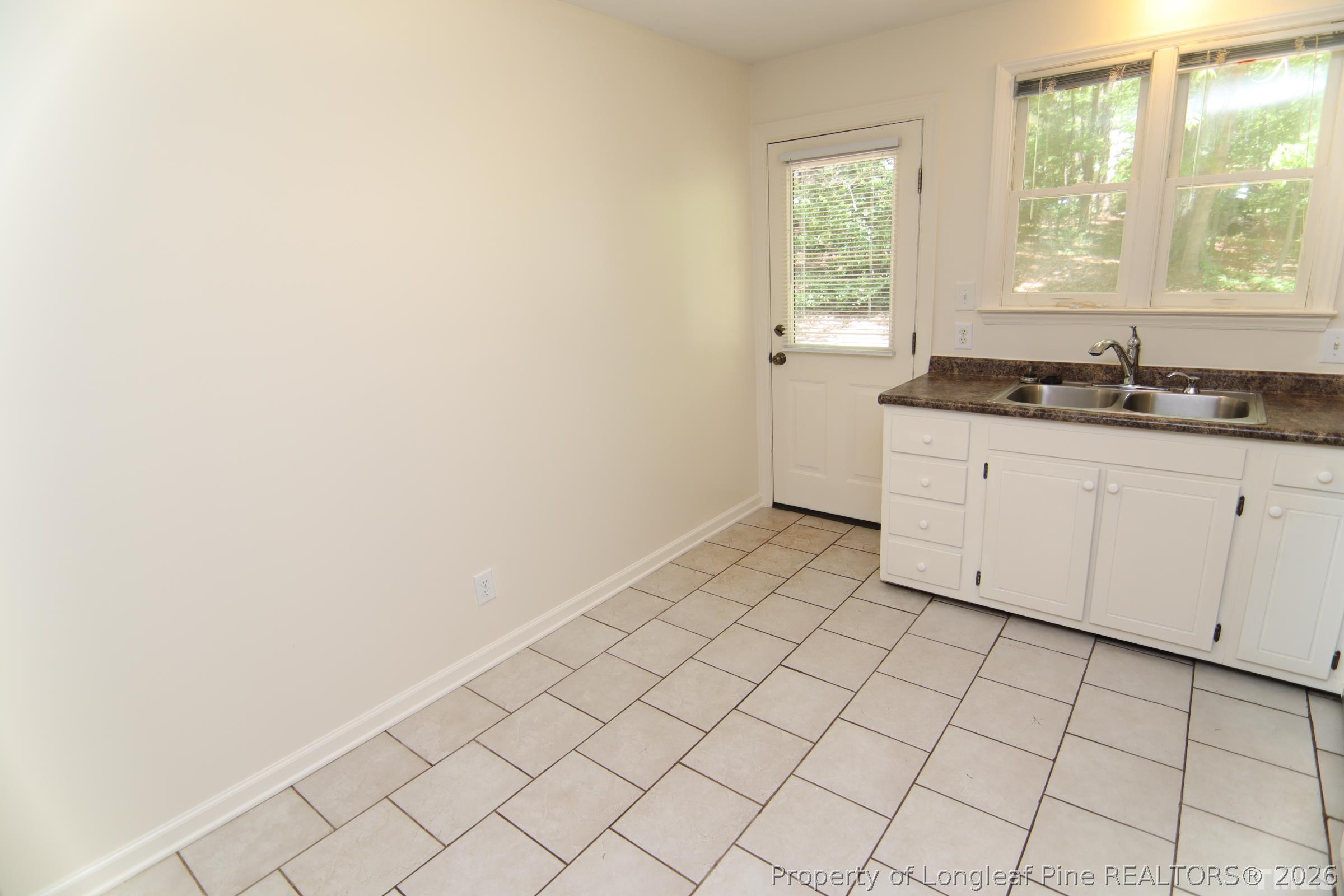 6114 Deerwood Place Raleigh, NC 27607 - Photo 13 of 28 Photo #13