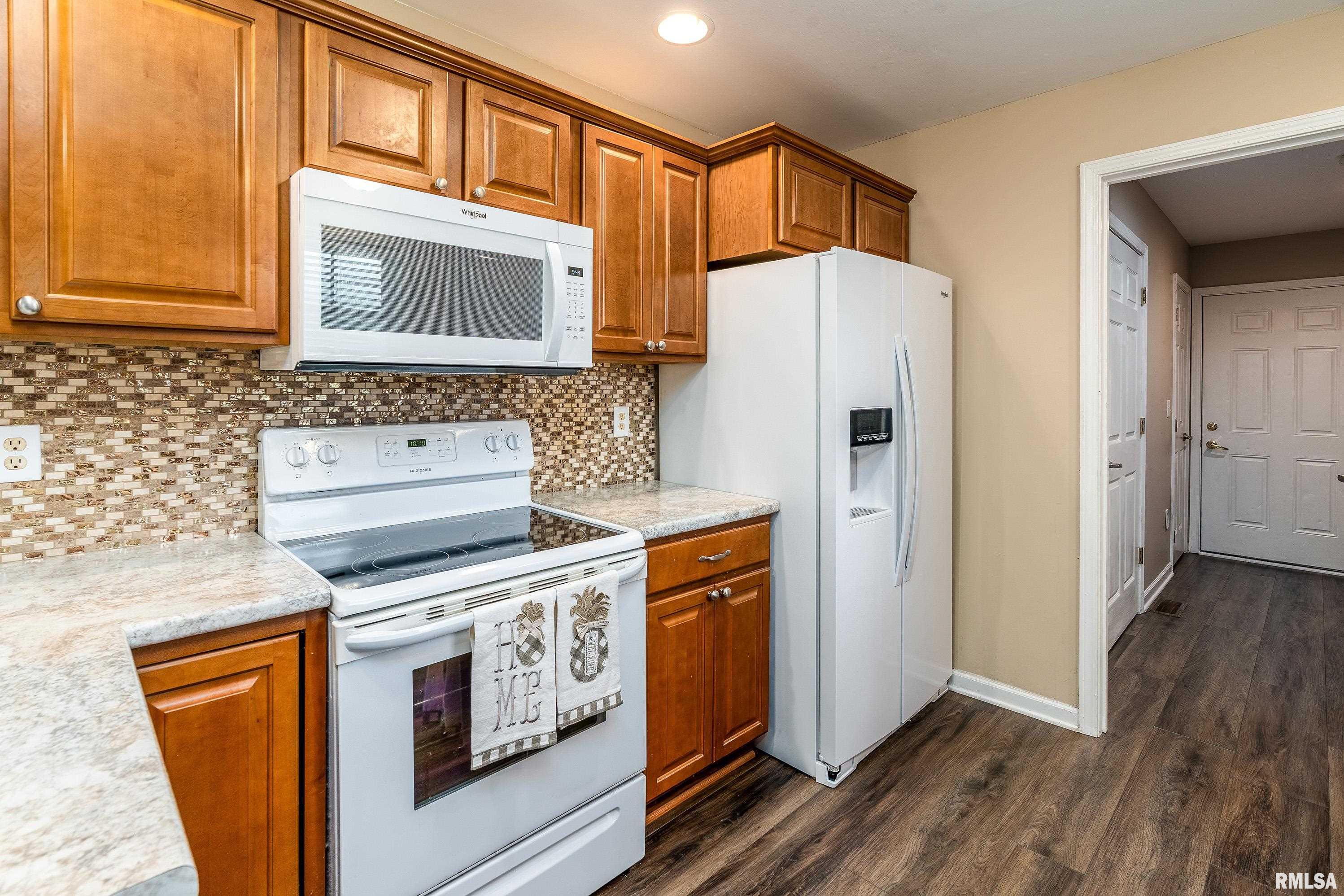 11829 Songbird Road Marion, IL 62959 - Photo 9 of 35 Gallery Image 9