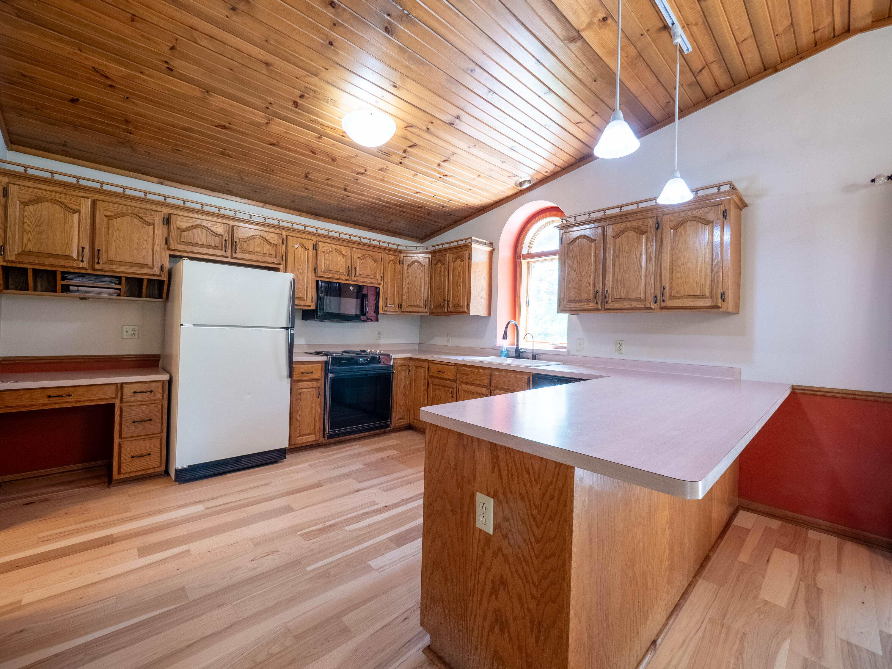 N6185 Country View Lane Concord, WI 53178 - Photo 11 of 28 Kitchen