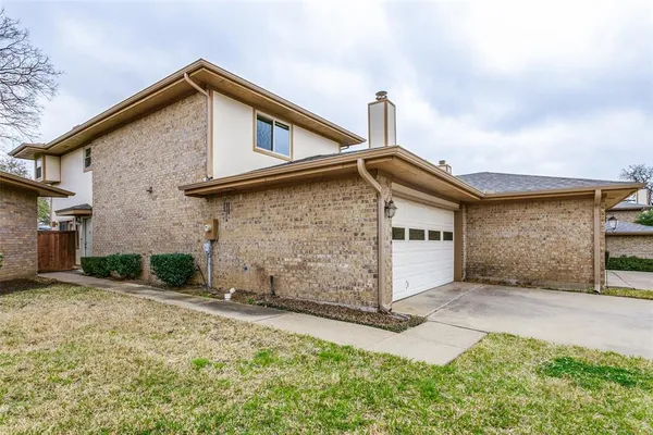 $265,000 | 51 Morrow Drive, Bedford, TX 76021