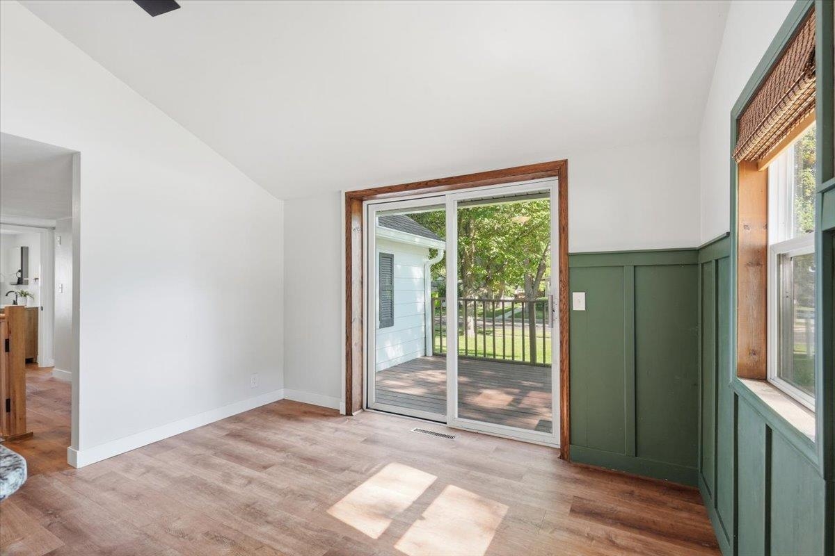 1102 Grant Street Fort Atkinson, WI 53538 - Photo 10 of 39