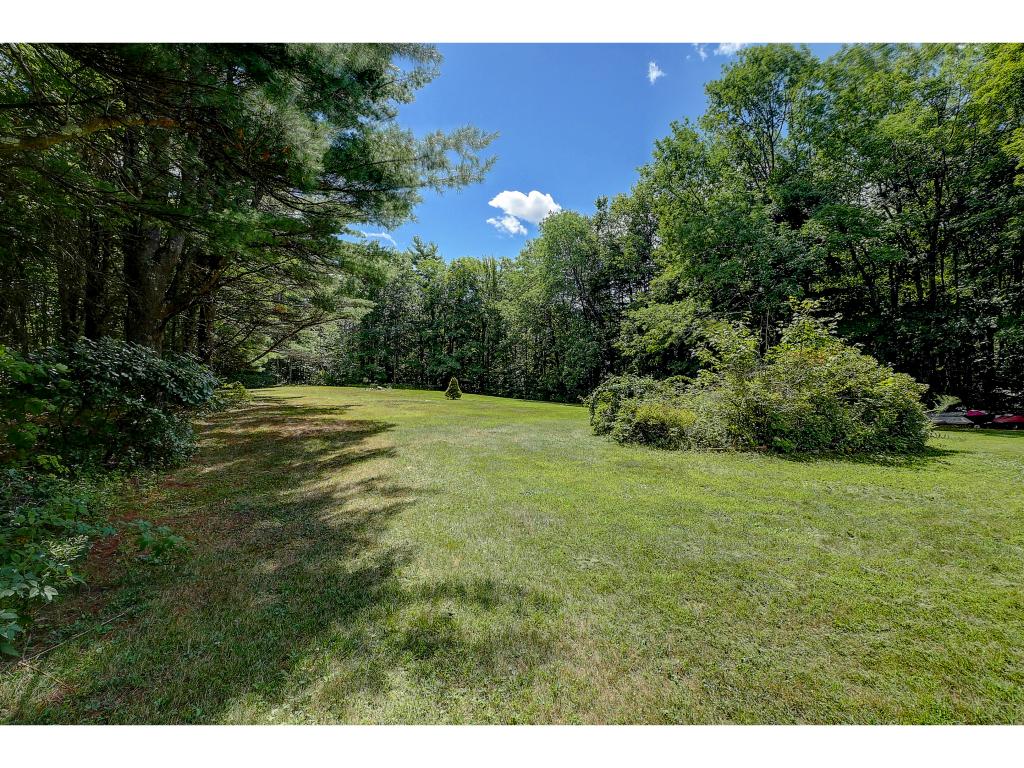 392 Dennison Pond Road Francestown, NH 03043 - Photo 5 of 27