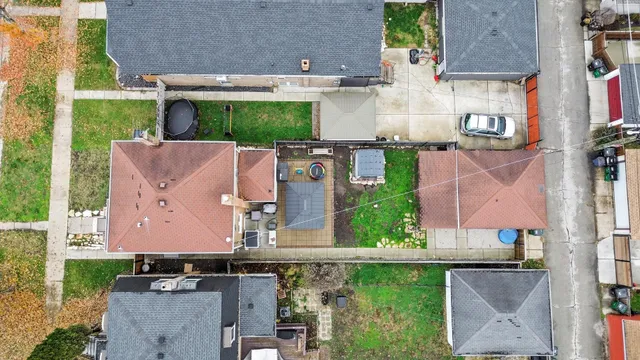 $380,000 | 3833 Oak Park Avenue, Berwyn, IL 60402