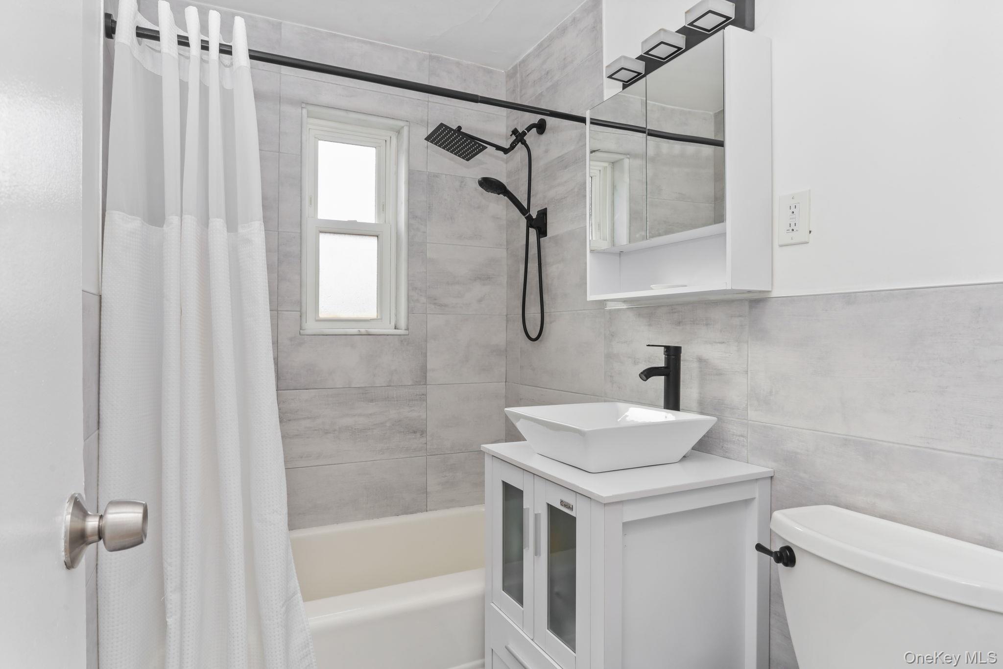 450 Pelham Road, Unit 1C New Rochelle, NY 10805 - Photo 13 of 16