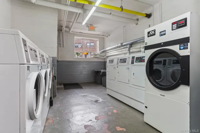 $195,000 | 450 Pelham Road, Unit 1C, New Rochelle, NY 10805