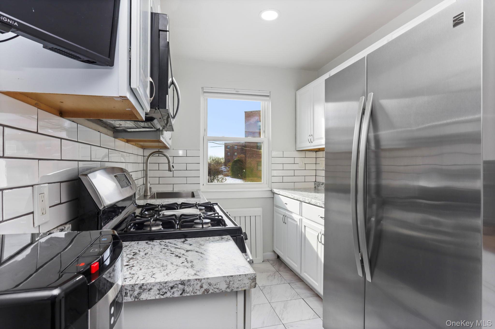 450 Pelham Road, Unit 1C New Rochelle, NY 10805 - Photo 10 of 16