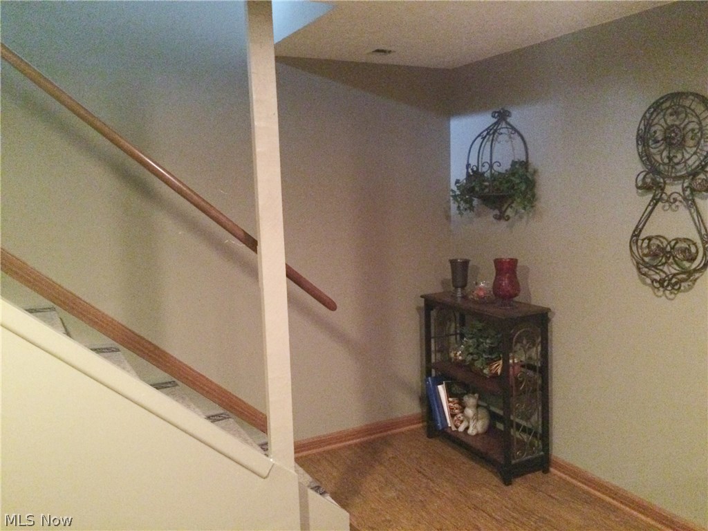 171 Johnson Road Wadsworth, OH 44281 - Photo 6 of 15 Gallery Image 6