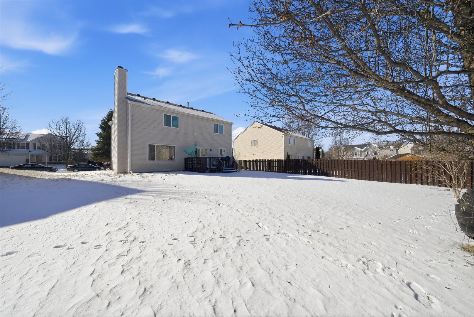 370 Dartmoor Avenue Romeoville, IL 60446 - Photo 4 of 31 a view of large space with a big yard