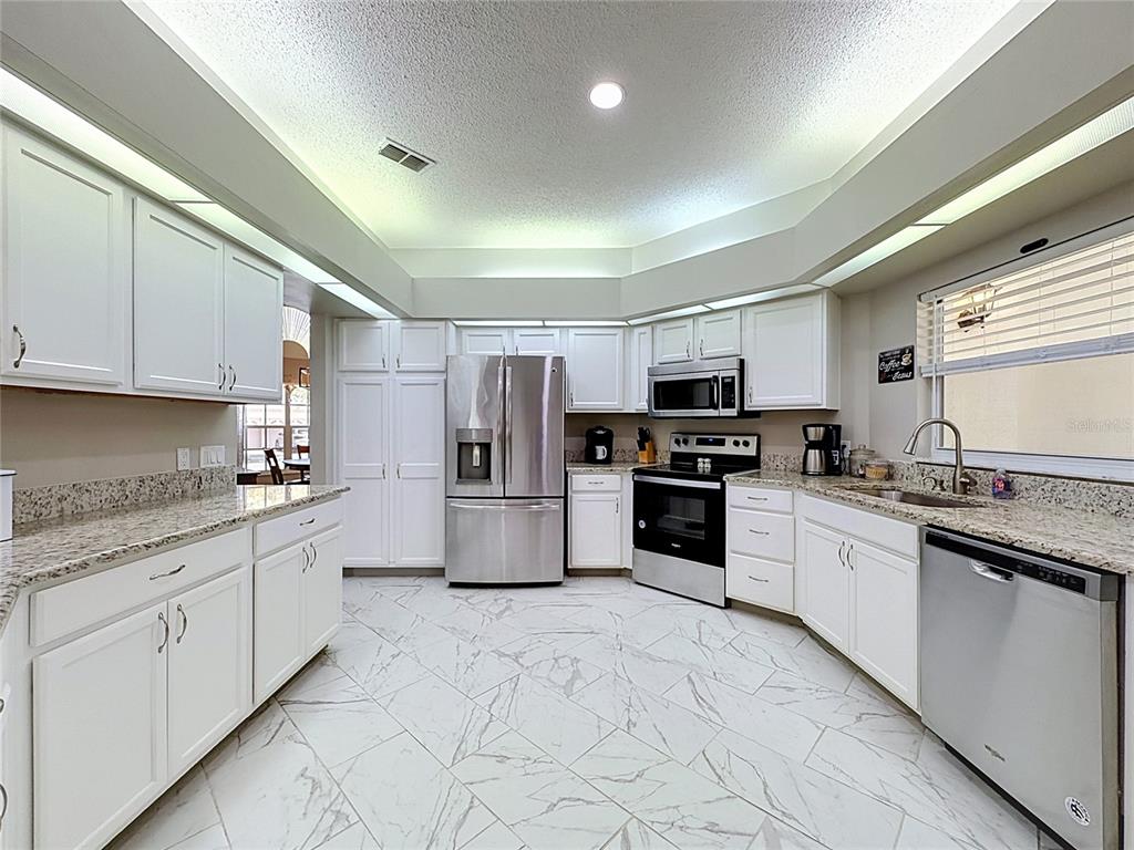 5013 Deer Lodge Road New Port Richey, FL 34655 - Photo 6 of 27 Gallery Image 6