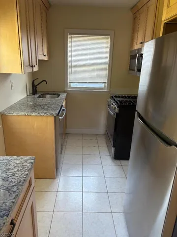 $2,600 | 634 West Broad Street, Westfield, NJ 07090