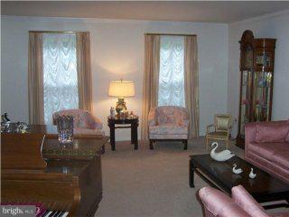 1072 Leopard Road Rydal, PA 19046 - Photo 2 of 6