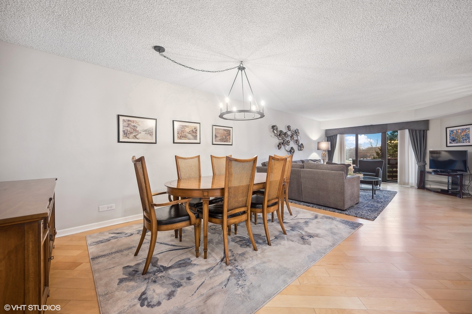 710 Waukegan Road, Unit 303 Glenview, IL 60025 - Photo 4 of 15 a view of a dining room with furniture