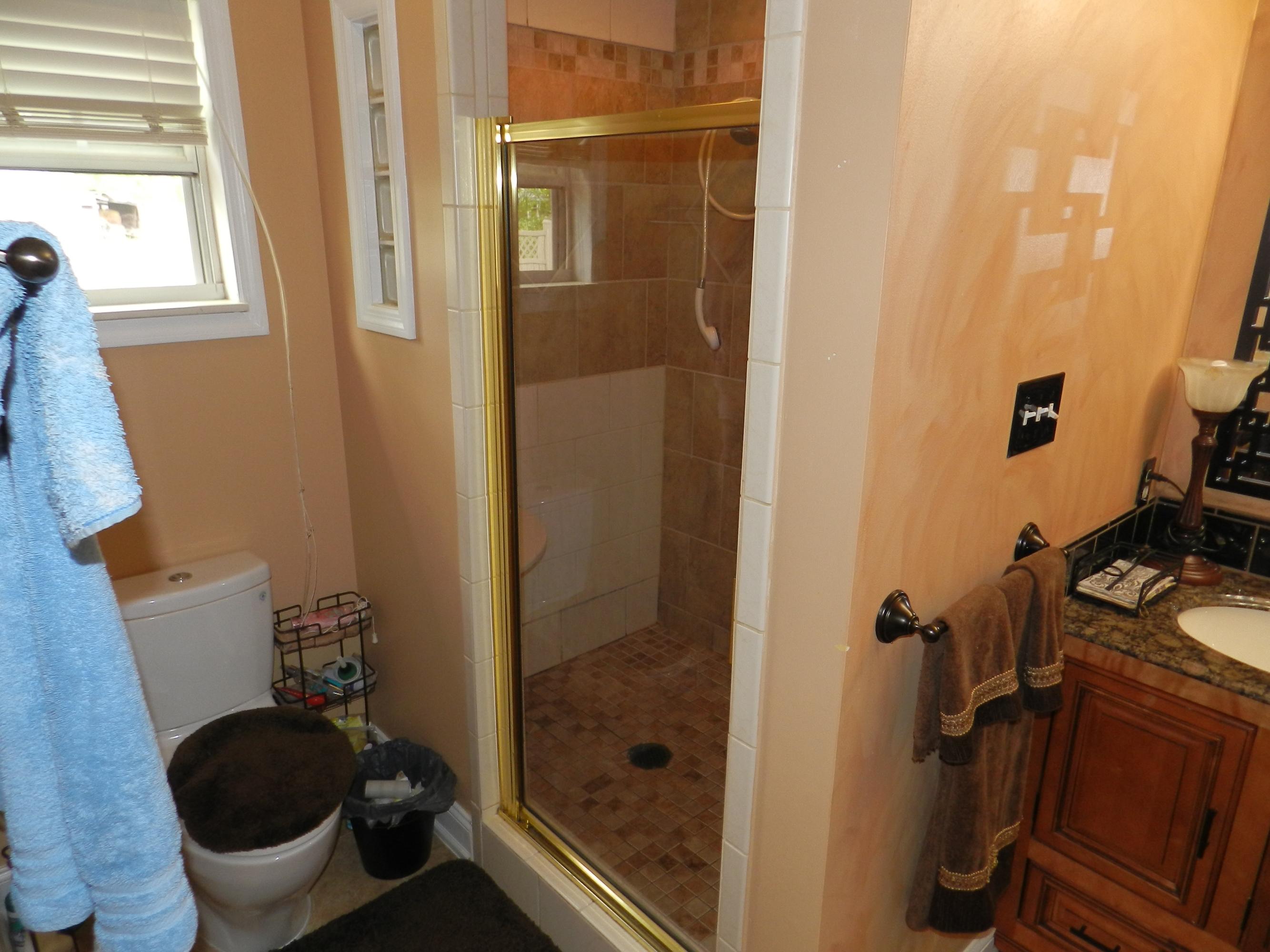 3211 Laurel View Road Knoxville, TN 37917 - Photo 13 of 40 012