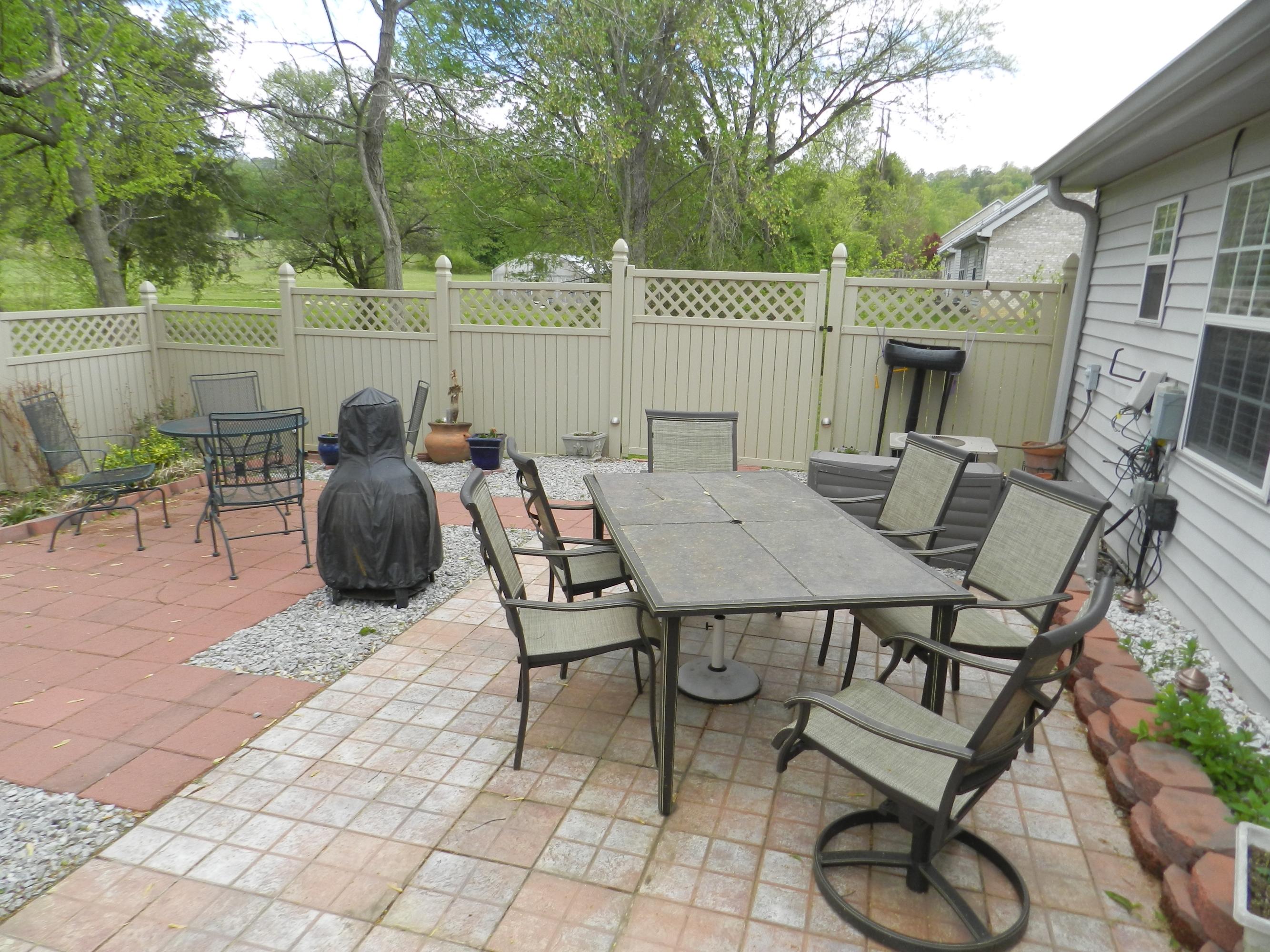 3211 Laurel View Road Knoxville, TN 37917 - Photo 27 of 40 026