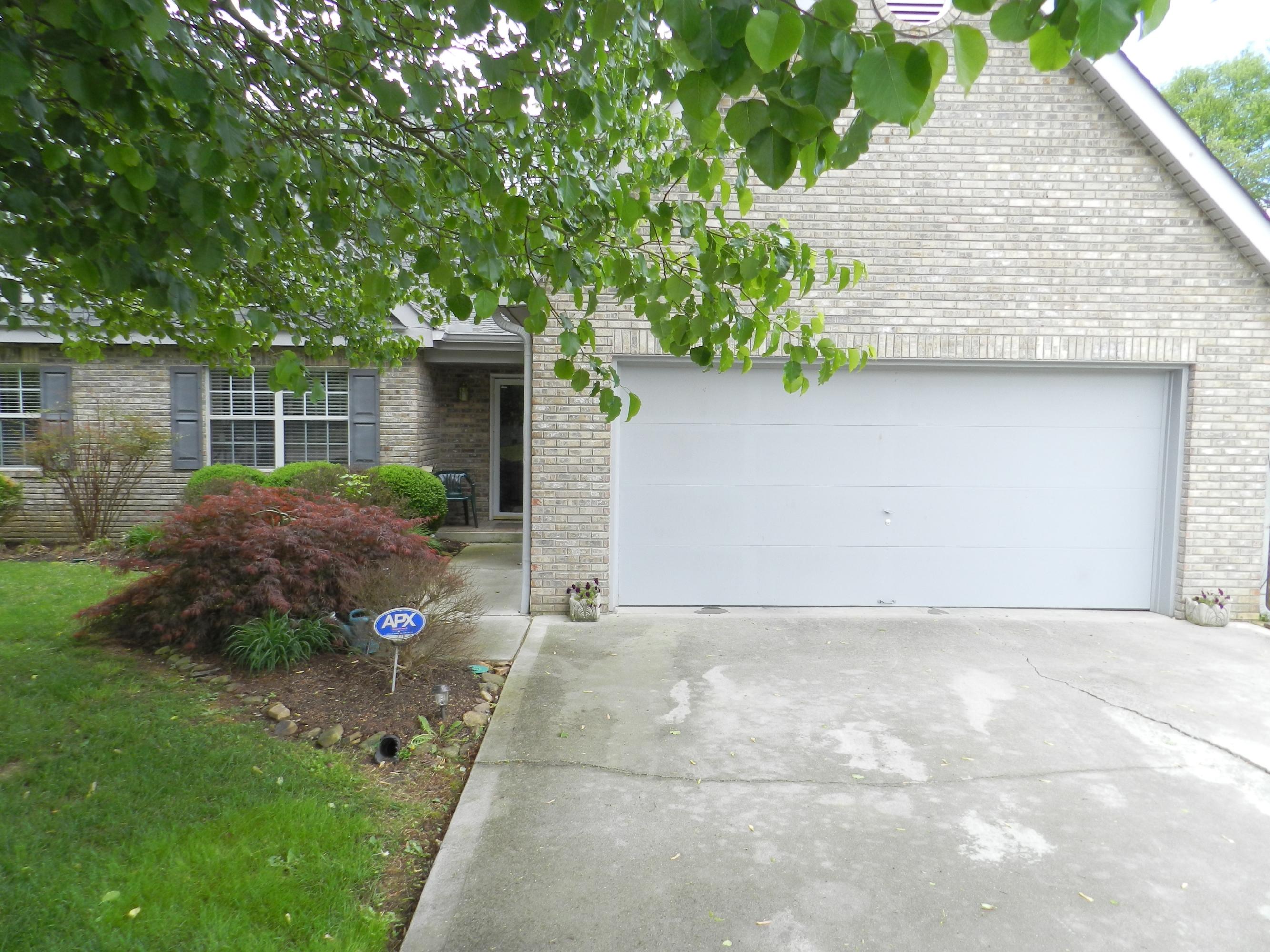 3211 Laurel View Road Knoxville, TN 37917 - Photo 33 of 40 032