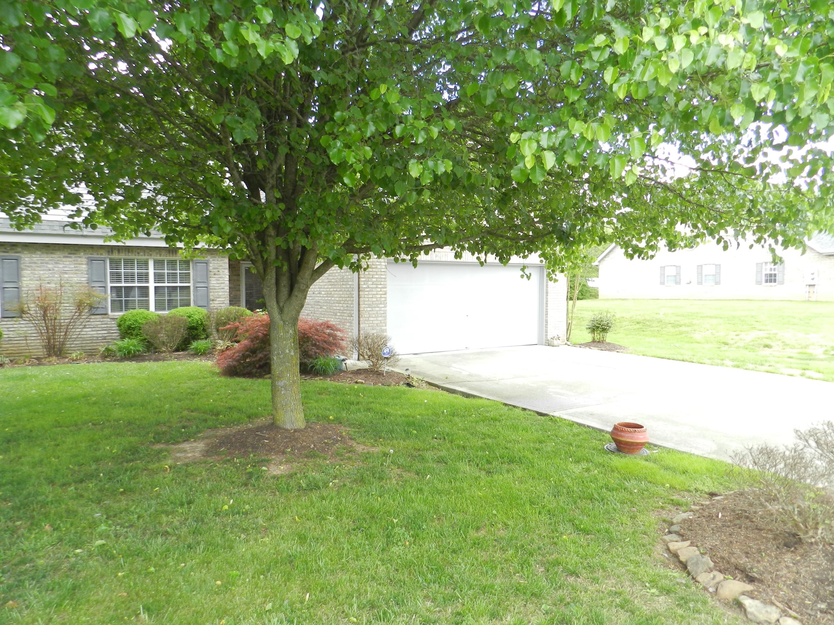 3211 Laurel View Road Knoxville, TN 37917 - Photo 36 of 40 036