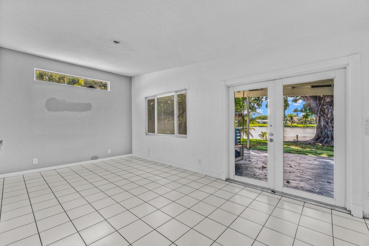 1815 High Ridge Road Lake Worth, FL 33461 - Photo 13 of 29 013-1815HighRidgeRoad-LakeWorth-FL-33461