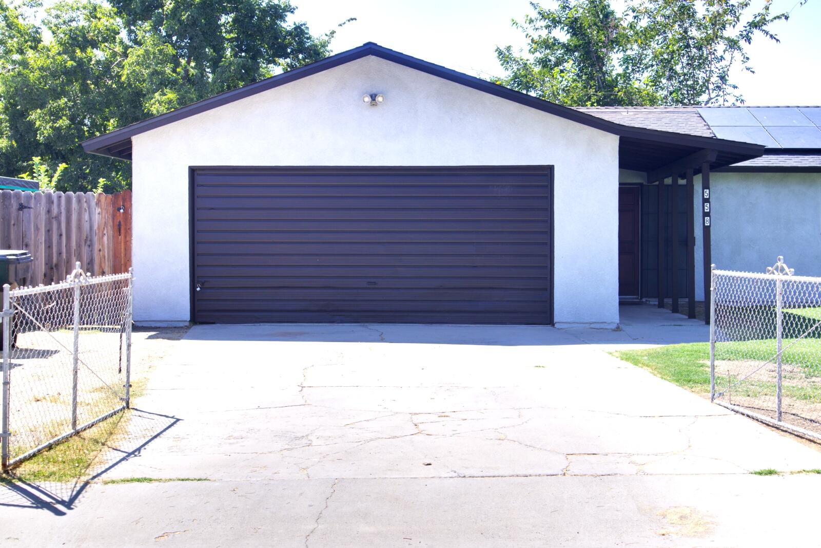 558 Perry Avenue Corcoran, CA 93212 - Photo 2 of 42 editDriveway
