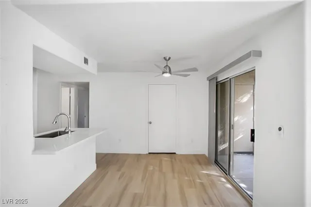 $1,600 | 2300 East Silverado Ranch Boulevard, Unit 2084, Las Vegas, NV 89123