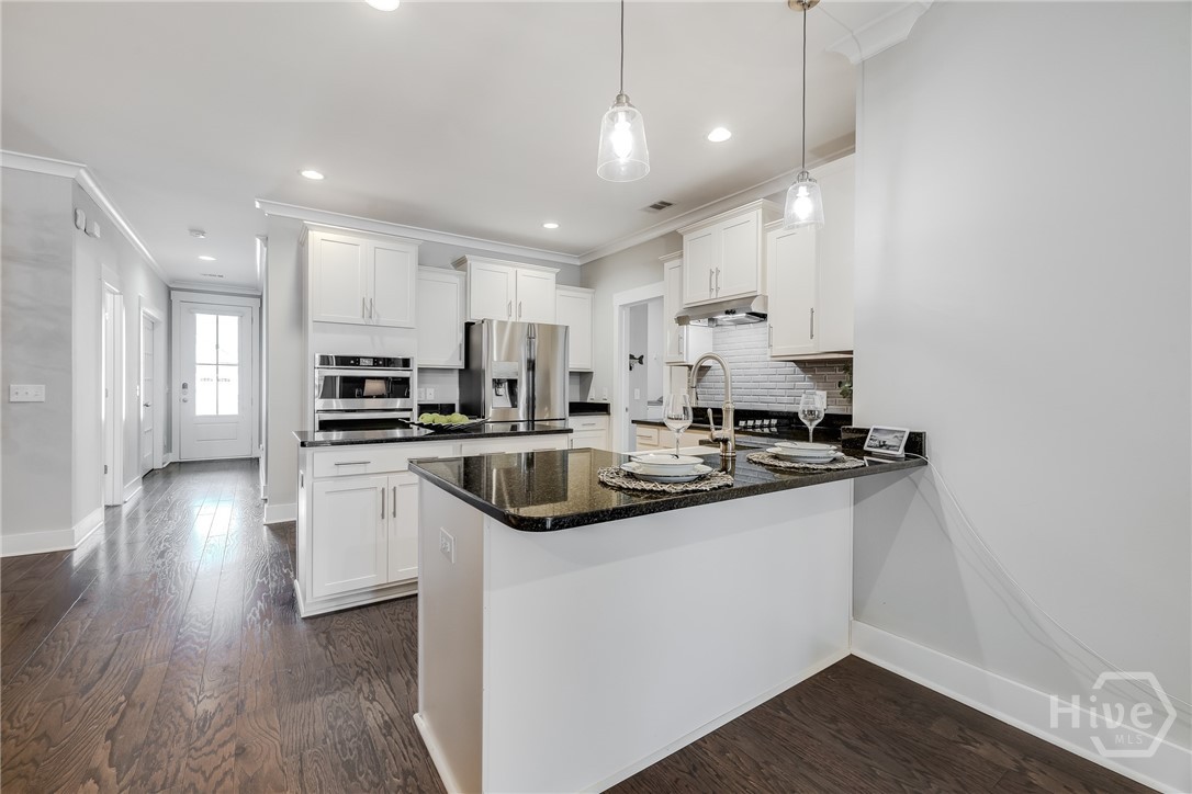 119 Danbury Court Pooler, GA 31322 - Photo 12 of 37 Kitchen - foyer