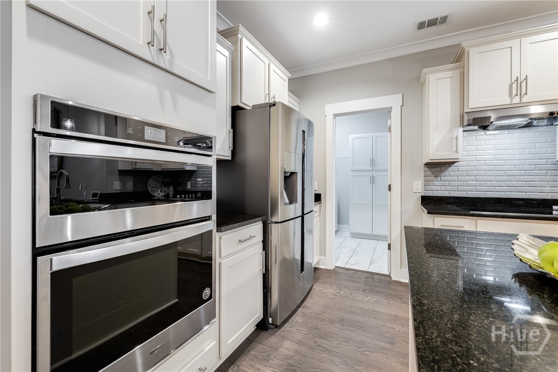119 Danbury Court Pooler, GA 31322 - Photo 13 of 51 Kitchen -Stainless Steel appliances