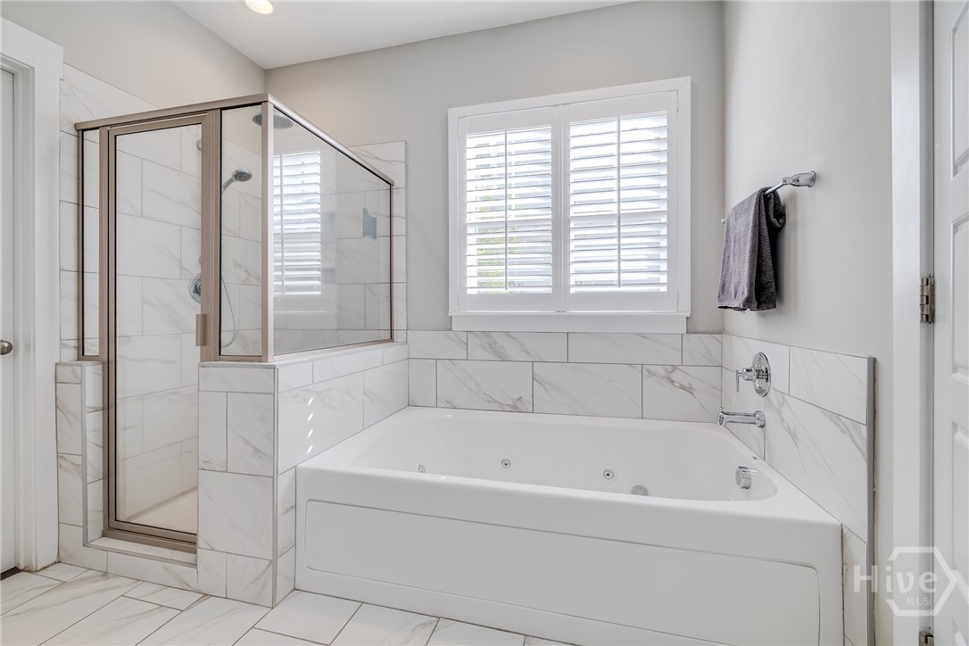 119 Danbury Court Pooler, GA 31322 - Photo 23 of 51 Primary Bedroom - Tiled shower and Garden Tub