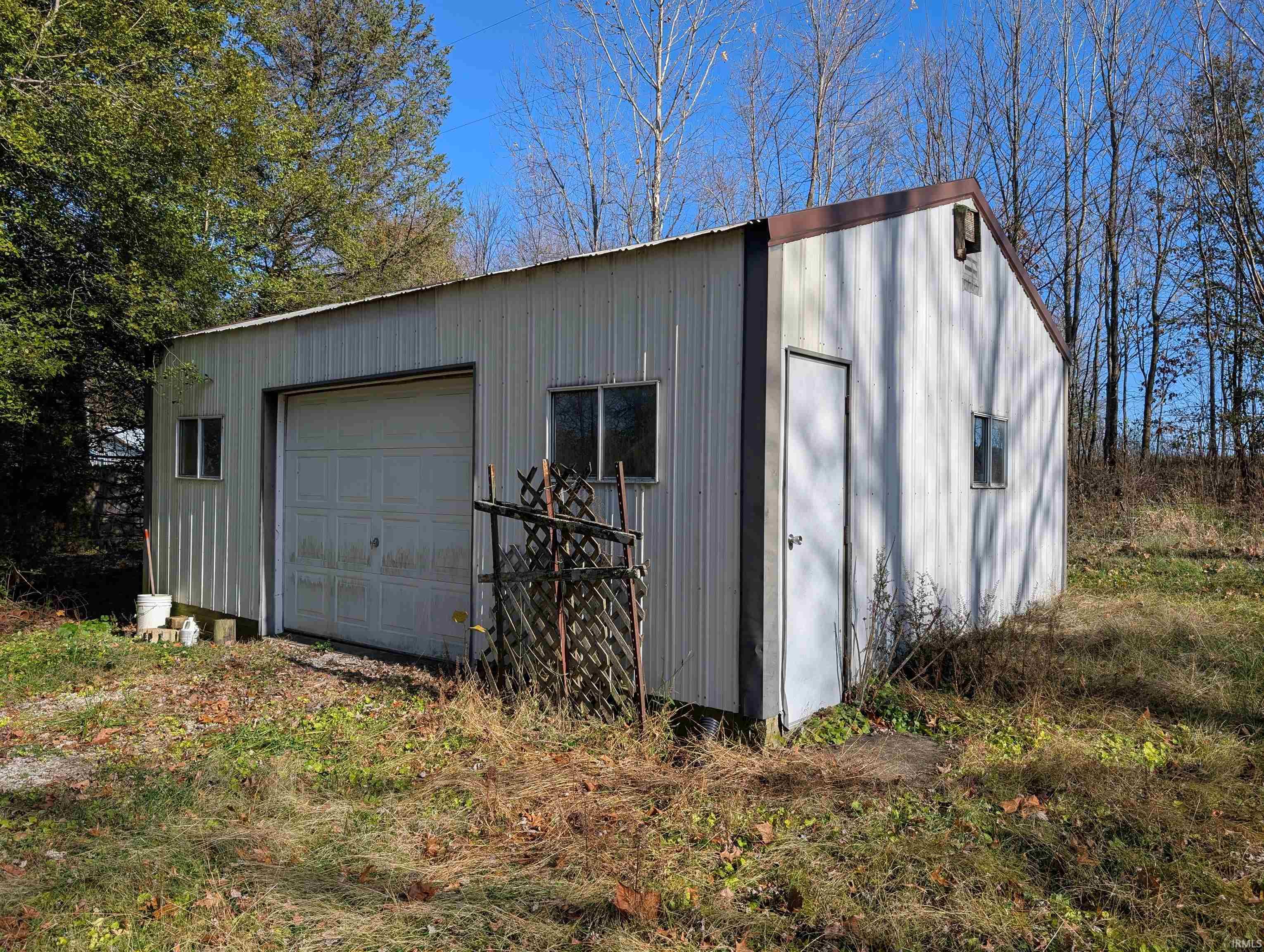 9522 Mill Road Shoals, IN 47581 - Photo 5 of 23