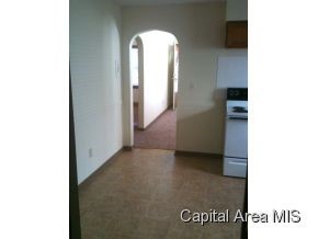 2446 South 13th Street Springfield, IL 62703 - Photo 4 of 7