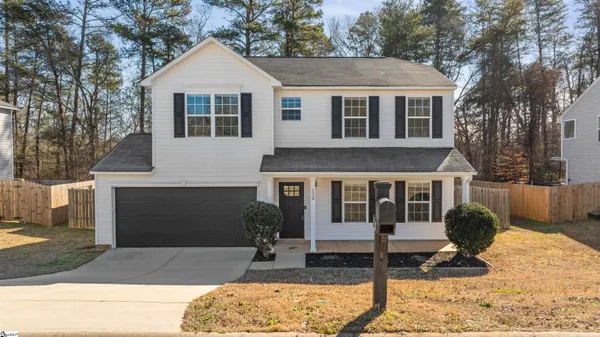 $295,000 | 224 Hotchkiss Lane, Duncan, SC 29334