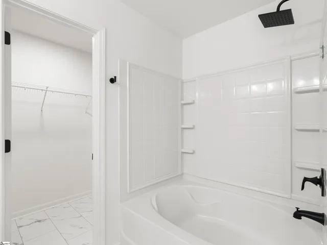 $295,000 | 224 Hotchkiss Lane, Duncan, SC 29334