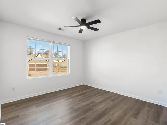 $295,000 | 224 Hotchkiss Lane, Duncan, SC 29334