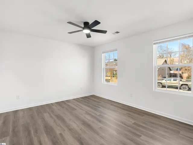 $295,000 | 224 Hotchkiss Lane, Duncan, SC 29334