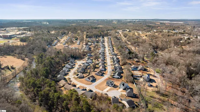 $295,000 | 224 Hotchkiss Lane, Duncan, SC 29334