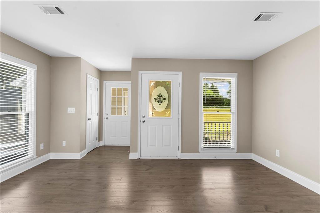 1587 Cronic Town Road Auburn, GA 30011 - Photo 21 of 56