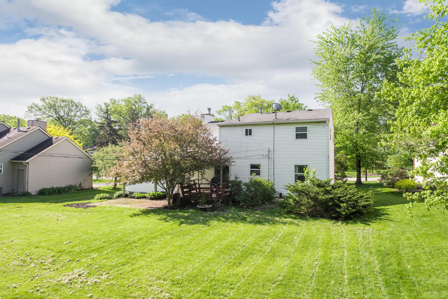242 Devon Road Delaware, OH 43015 - Photo 3 of 25 Gallery Image 3