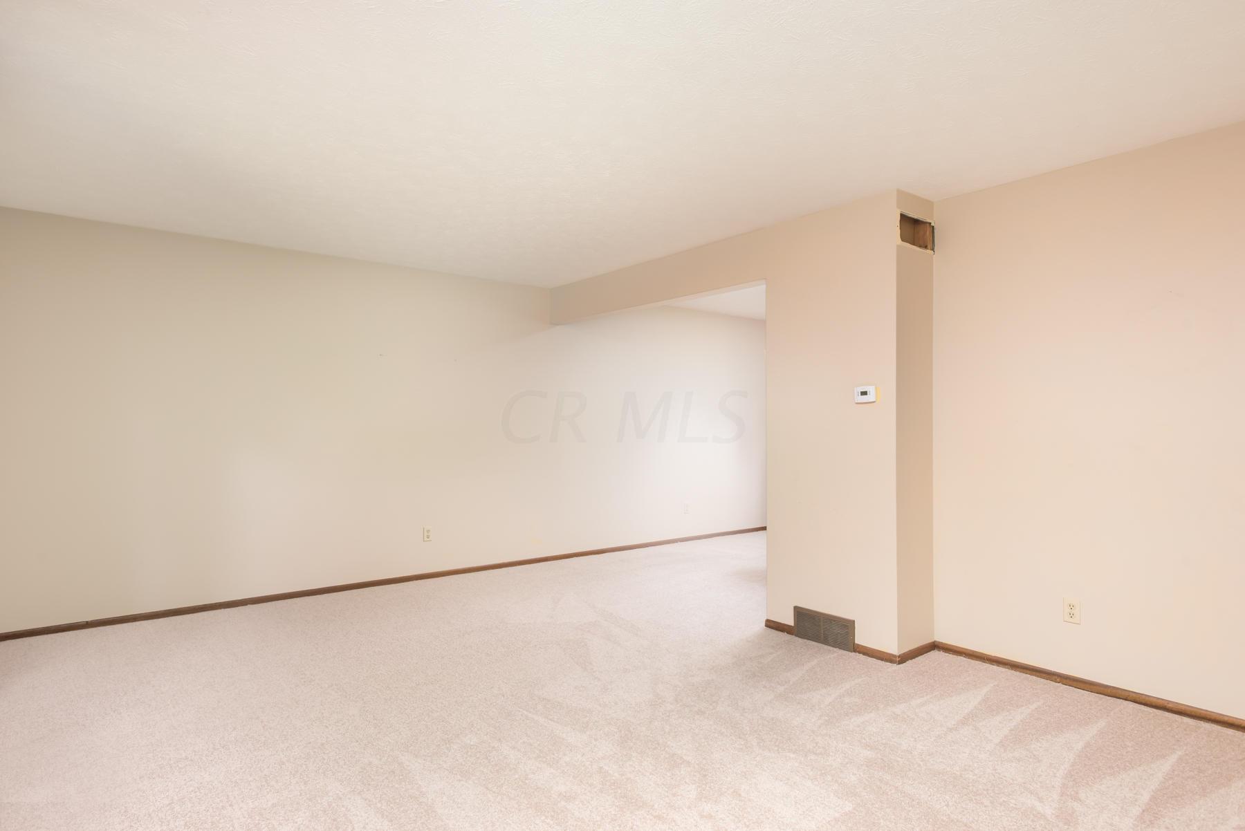242 Devon Road Delaware, OH 43015 - Photo 7 of 25 Gallery Image 7
