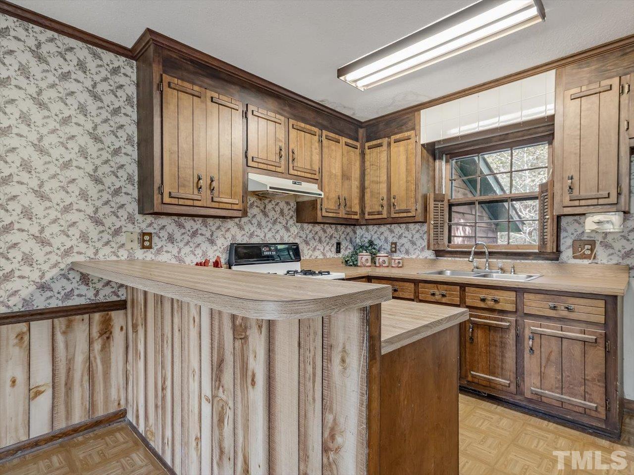 115 Ruffin Street Louisburg, NC 27549 - Photo 10 of 55 Gallery Image 10