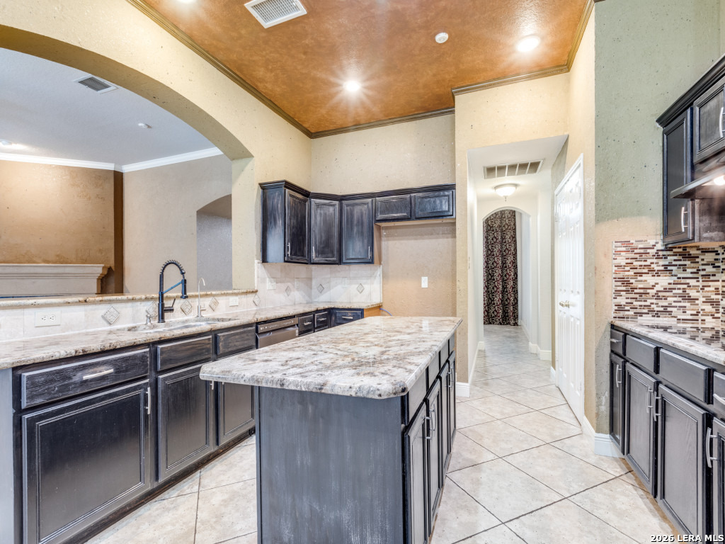 13526 Barsan Road San Antonio, TX 78249 - Photo 5 of 12