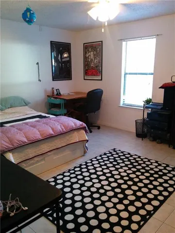 $1,700 | 3506 Speedway, Unit 106, Austin, TX 78705