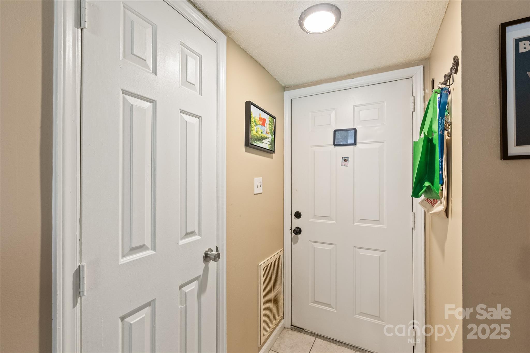 11069 Running Ridge Road Charlotte, NC 28226 - Photo 3 of 13 Gallery Image 3