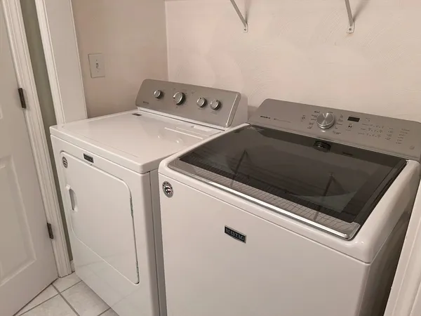 $2,750 | 933 Varnum Avenue, Unit 3, Lowell, MA 01854