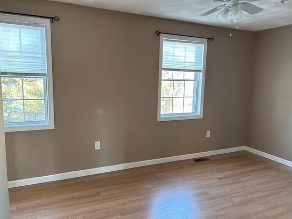$2,750 | 933 Varnum Avenue, Unit 3, Lowell, MA 01854