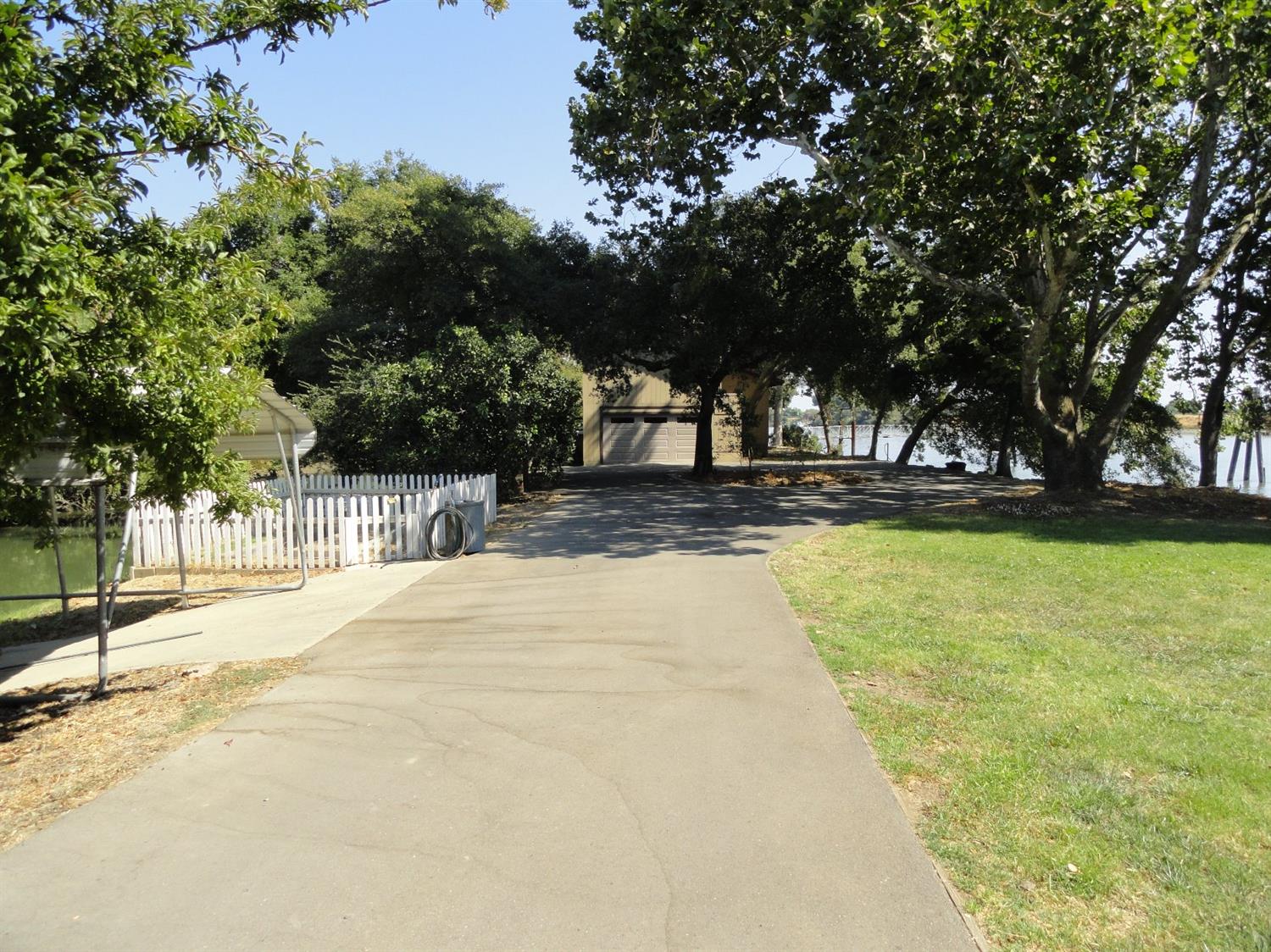 17484 Grand Island Road Walnut Grove, CA 95690 - Photo 5 of 37 Gallery Image 5