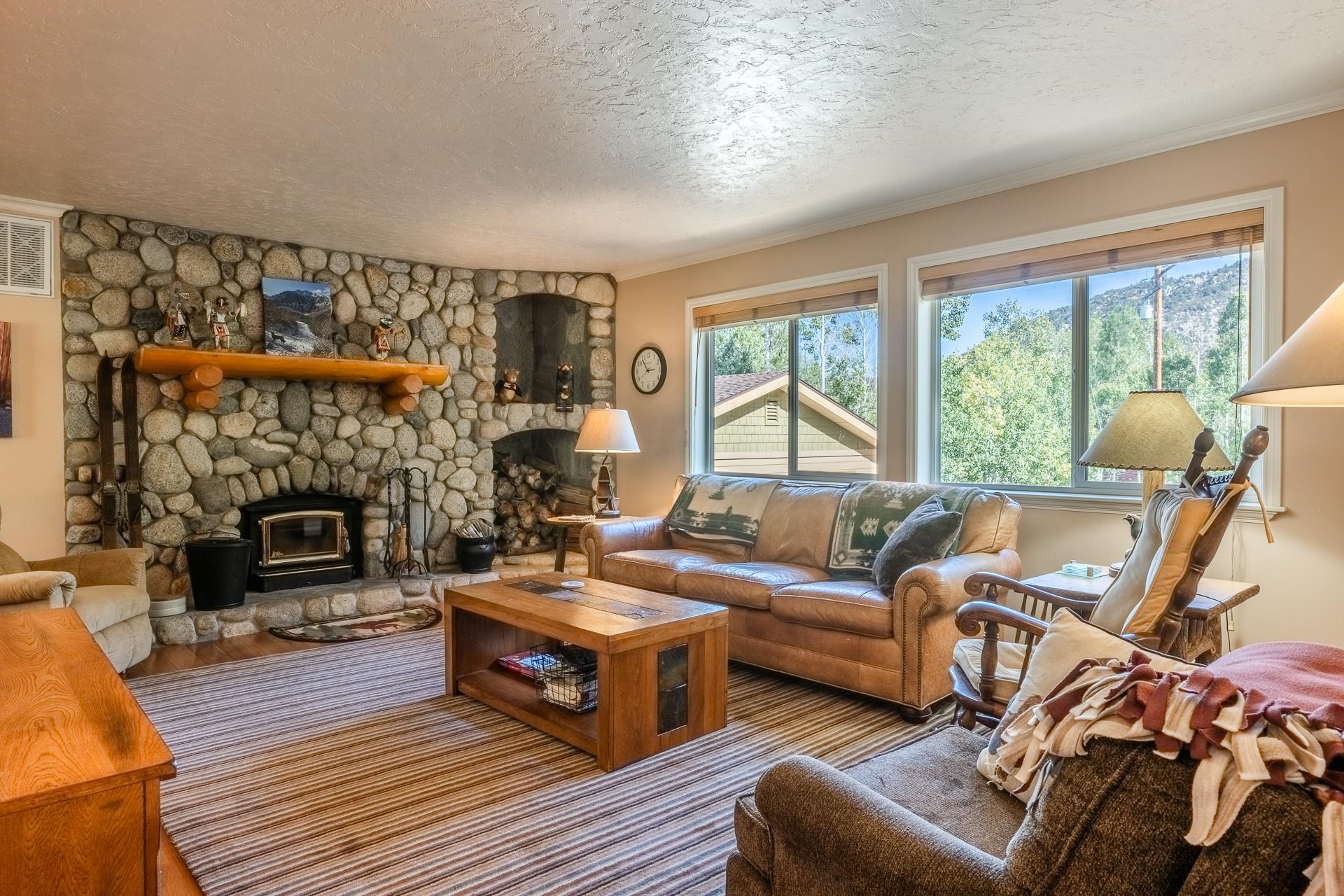 831 Juniper Drive Crowley Lake, CA 93546 - Photo 3 of 50