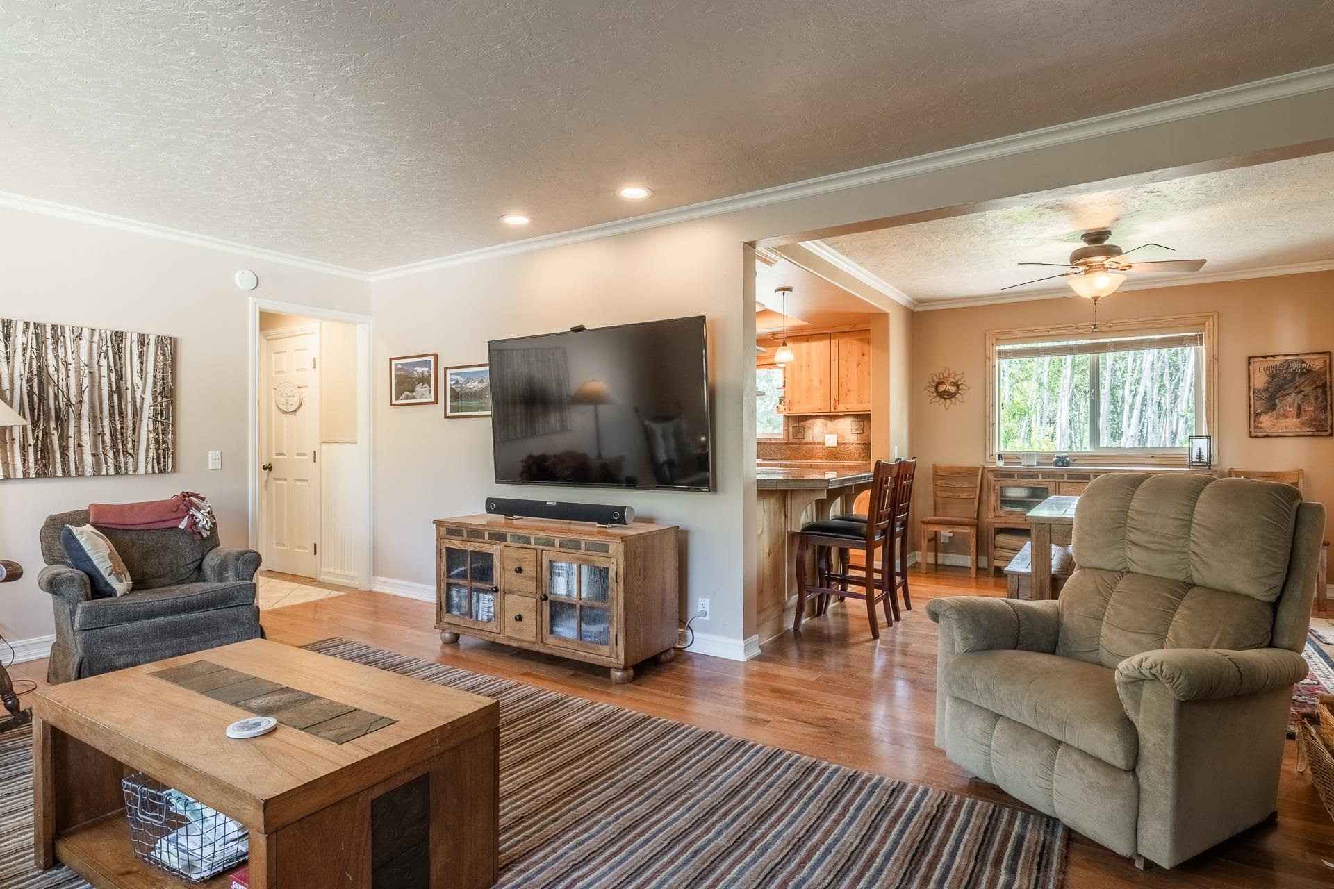 831 Juniper Drive Crowley Lake, CA 93546 - Photo 5 of 50