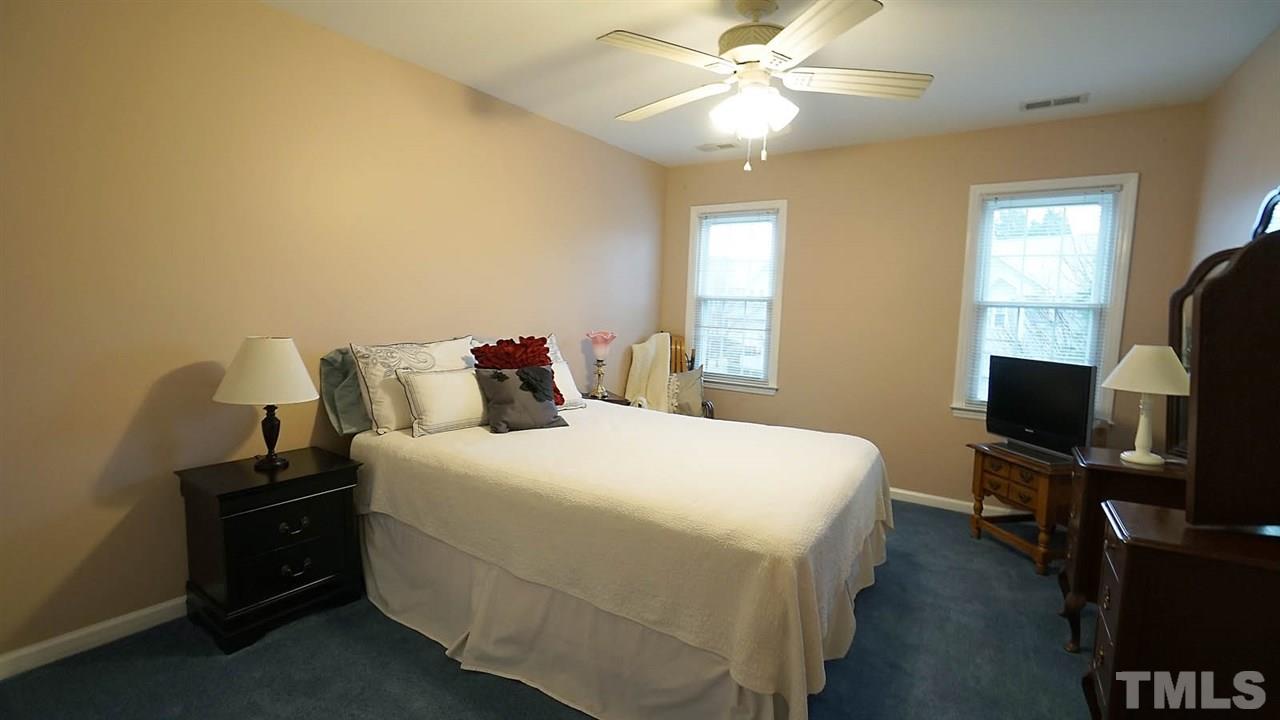 8301 Hempshire Place, Unit 101 Raleigh, NC 27613 - Photo 20 of 28 Gallery Image 20
